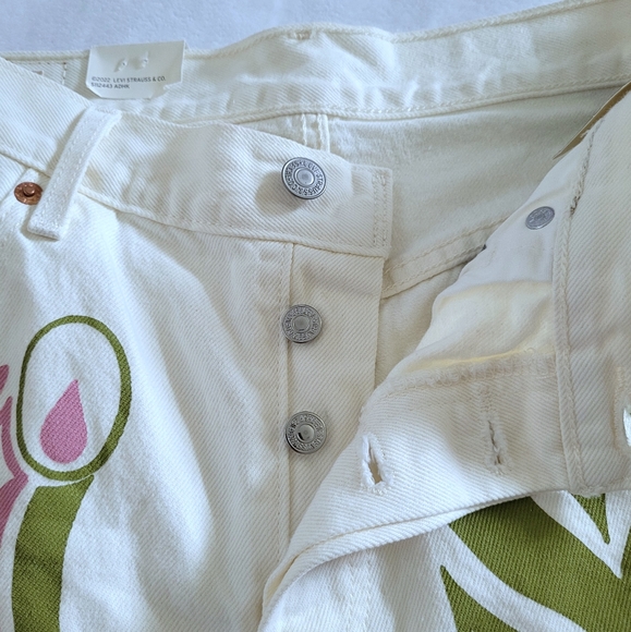 Levi's 501 '90s "Love"💚🩷 Shorts - NWT - Picture 12 of 16